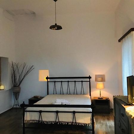 ÁlikaKamares Stone House 2公寓 外观 照片