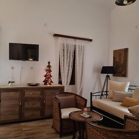 ÁlikaKamares Stone House 2公寓 外观 照片