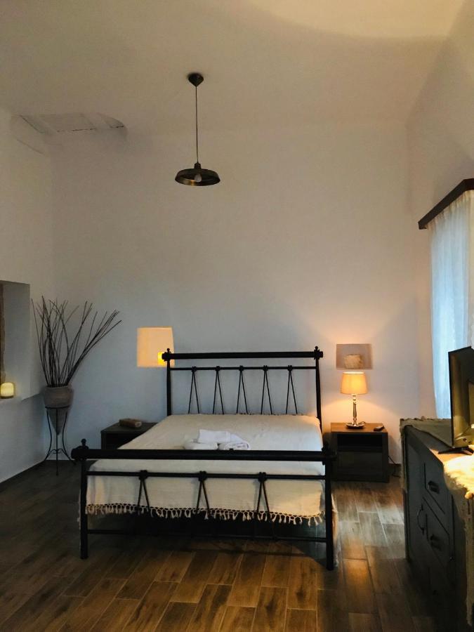 ÁlikaKamares Stone House 2公寓 外观 照片