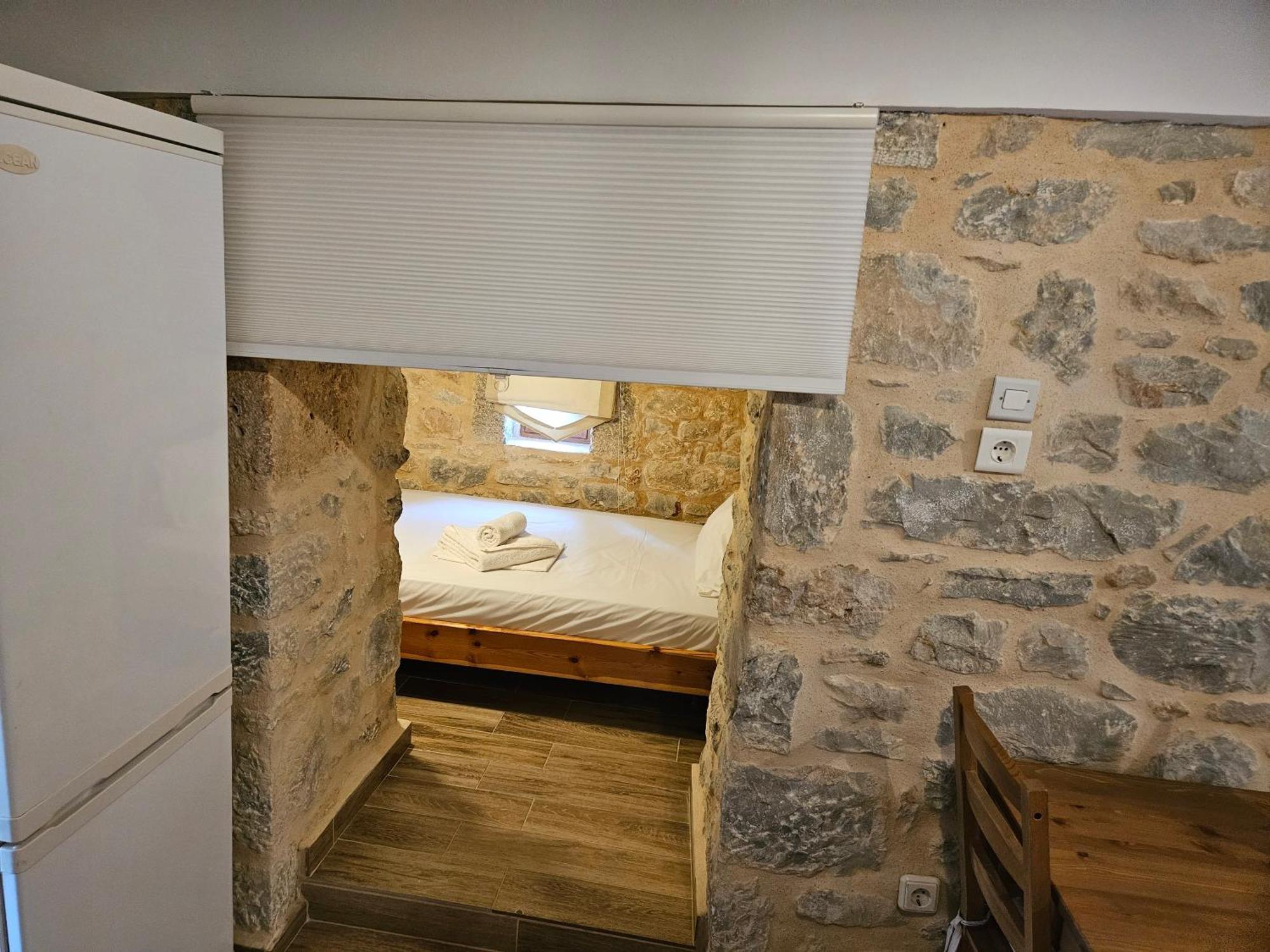 ÁlikaKamares Stone House 2公寓 外观 照片